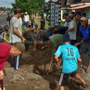 Gotong Royong Kecamatan Ajibata