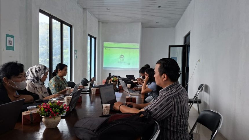 Bimtek Penggunaan Website Kecamatan