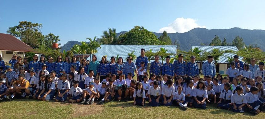 Upacara Hari Peringatan Anak Nasional